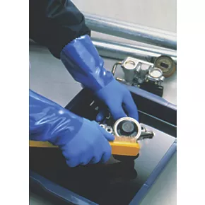 Showa 660 Chemical Hazard Gauntlets Blue X Large 5 Showa 660 Chemical Hazard Gauntlets Blue X Large - Image 3